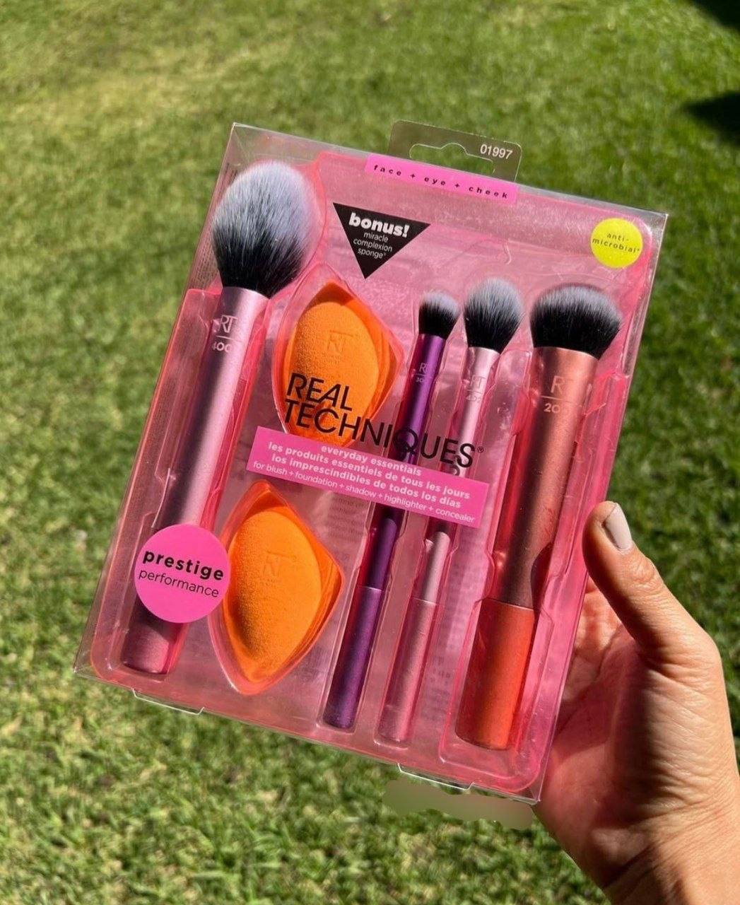 💖 SET REAL TECHNIQUES 🙂