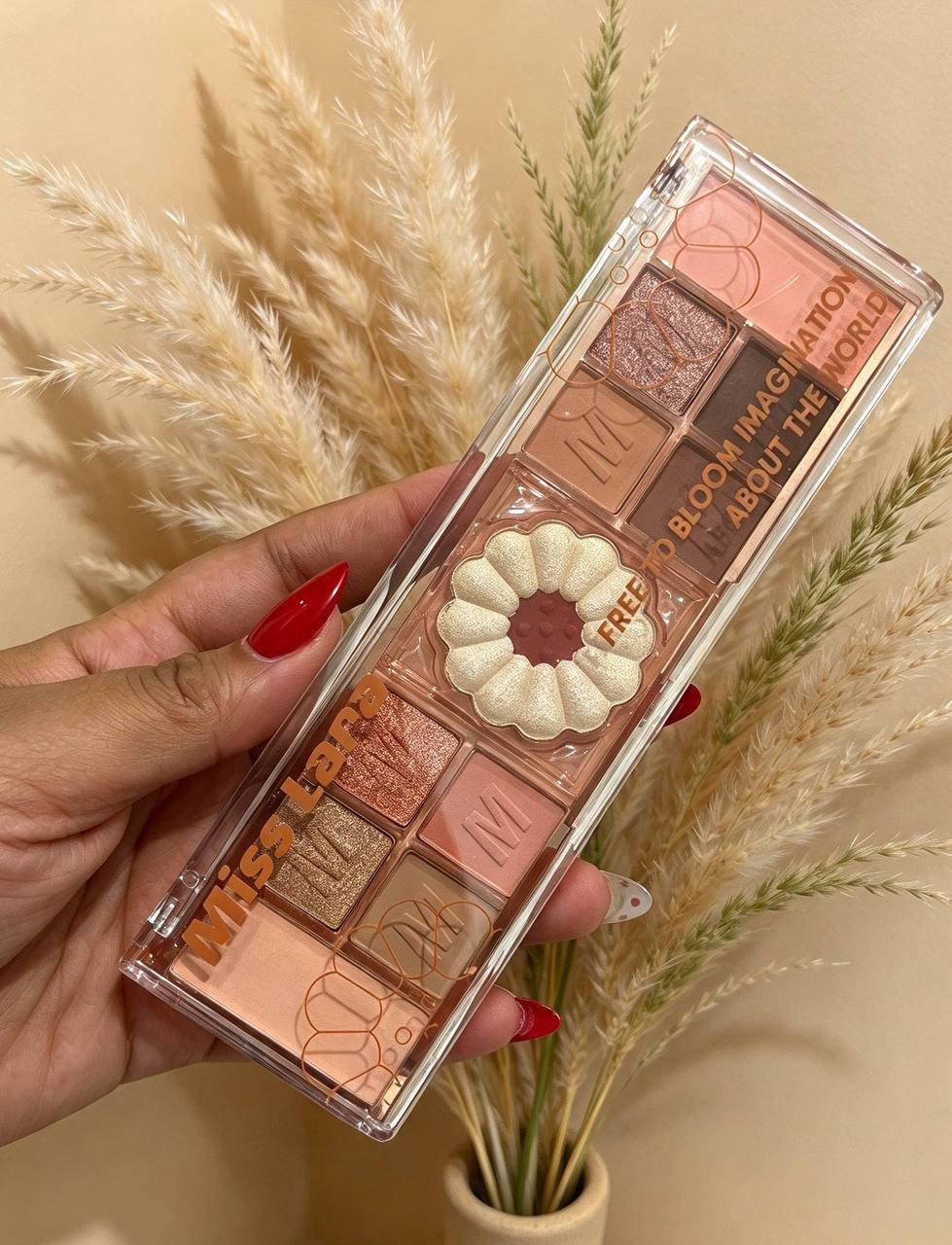 🌼PALETA DE SOMBRAS 🌼  Original Miss Lara ✨